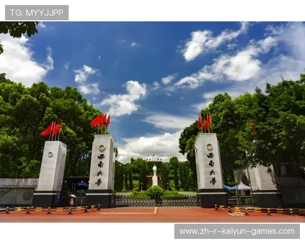 成都西南大学教师招聘考生奔跑入场，网友关注，西南大学招聘教师信息网